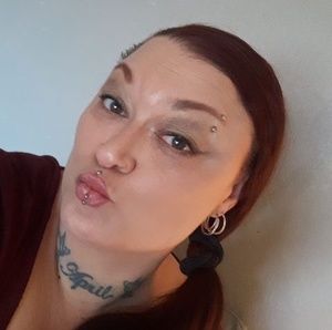 Meet your Posher, April